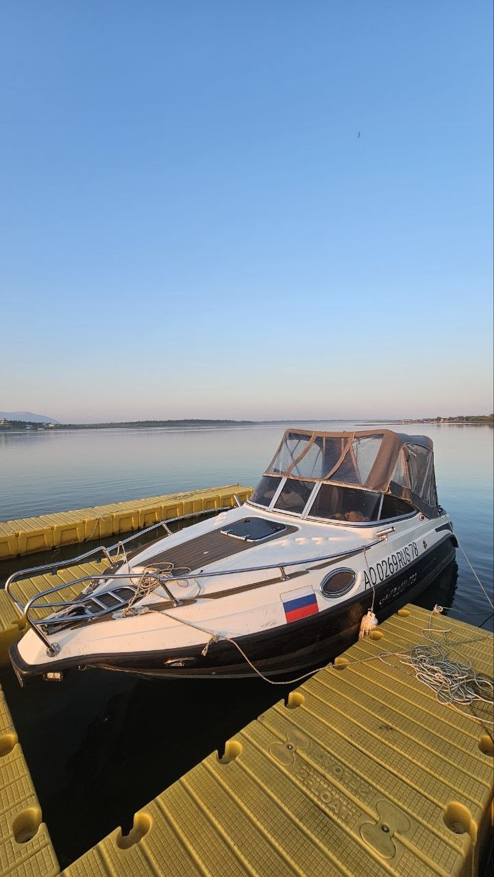 Фото судна «Grizzly 580»